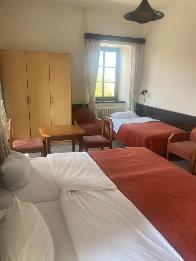 Penzion U Svateho Prokopa Středokluky Extérieur photo