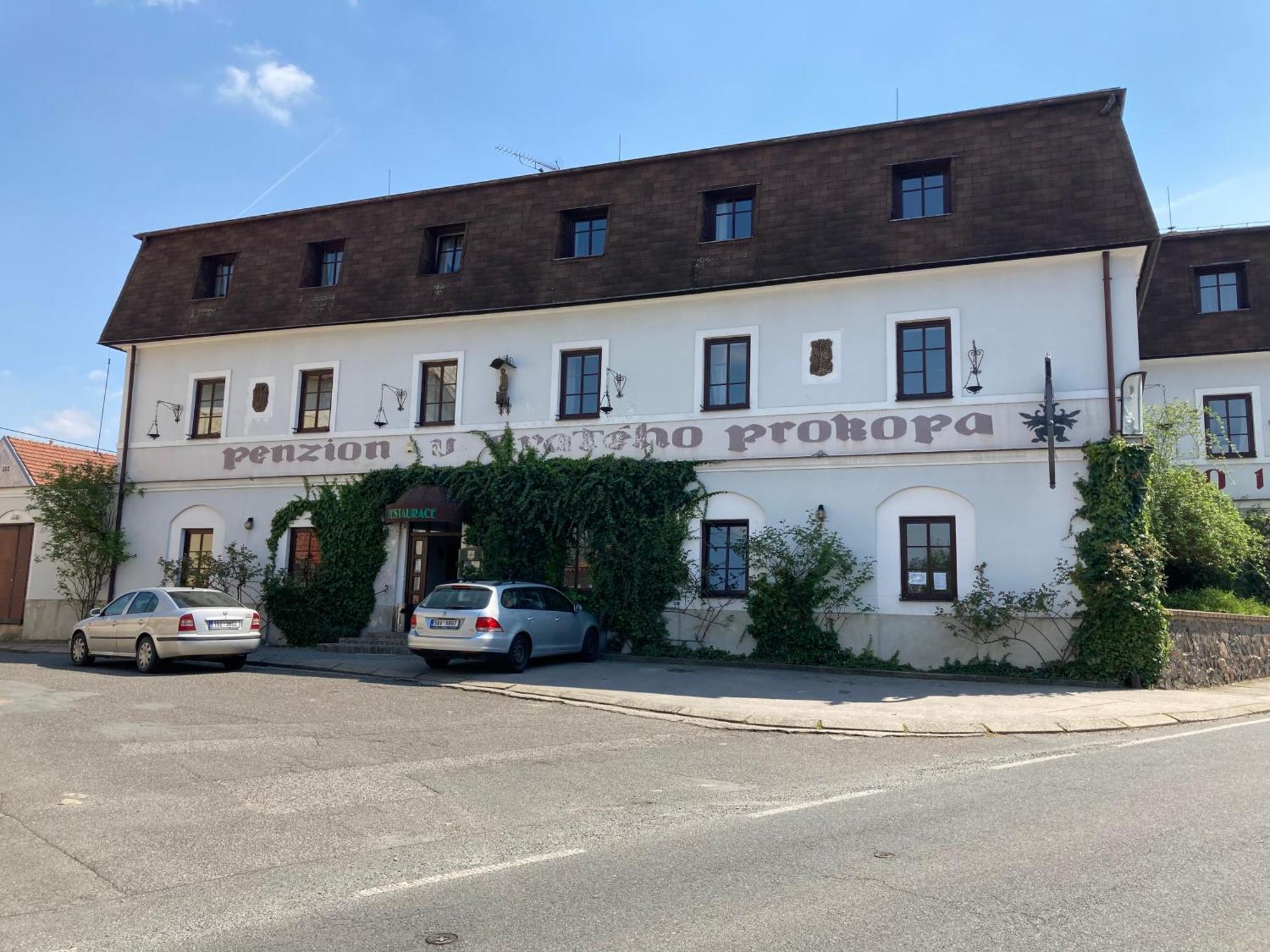 Penzion U Svateho Prokopa Středokluky Extérieur photo